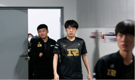 在海港与泰 在海港与泰