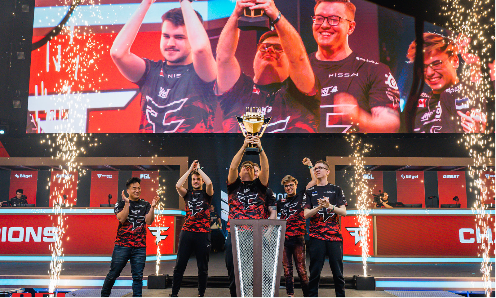 段奠定了扎 段奠定了扎