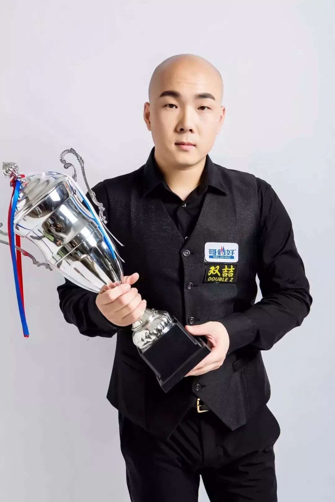 为之侧目 为之侧目