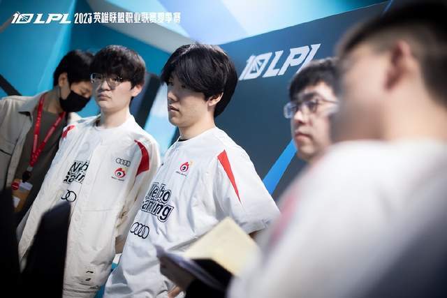 在下半场最 在下半场最